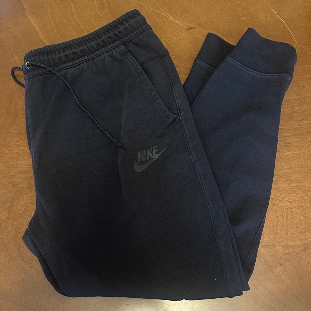 Nike Mens Black Jogger Pants